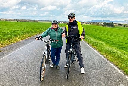 Das Foto zeigt die neue Vorstandsmitglieder der Ortsgruppe Wachtberg, Renate Zettelmeyer und Achim Kowalik